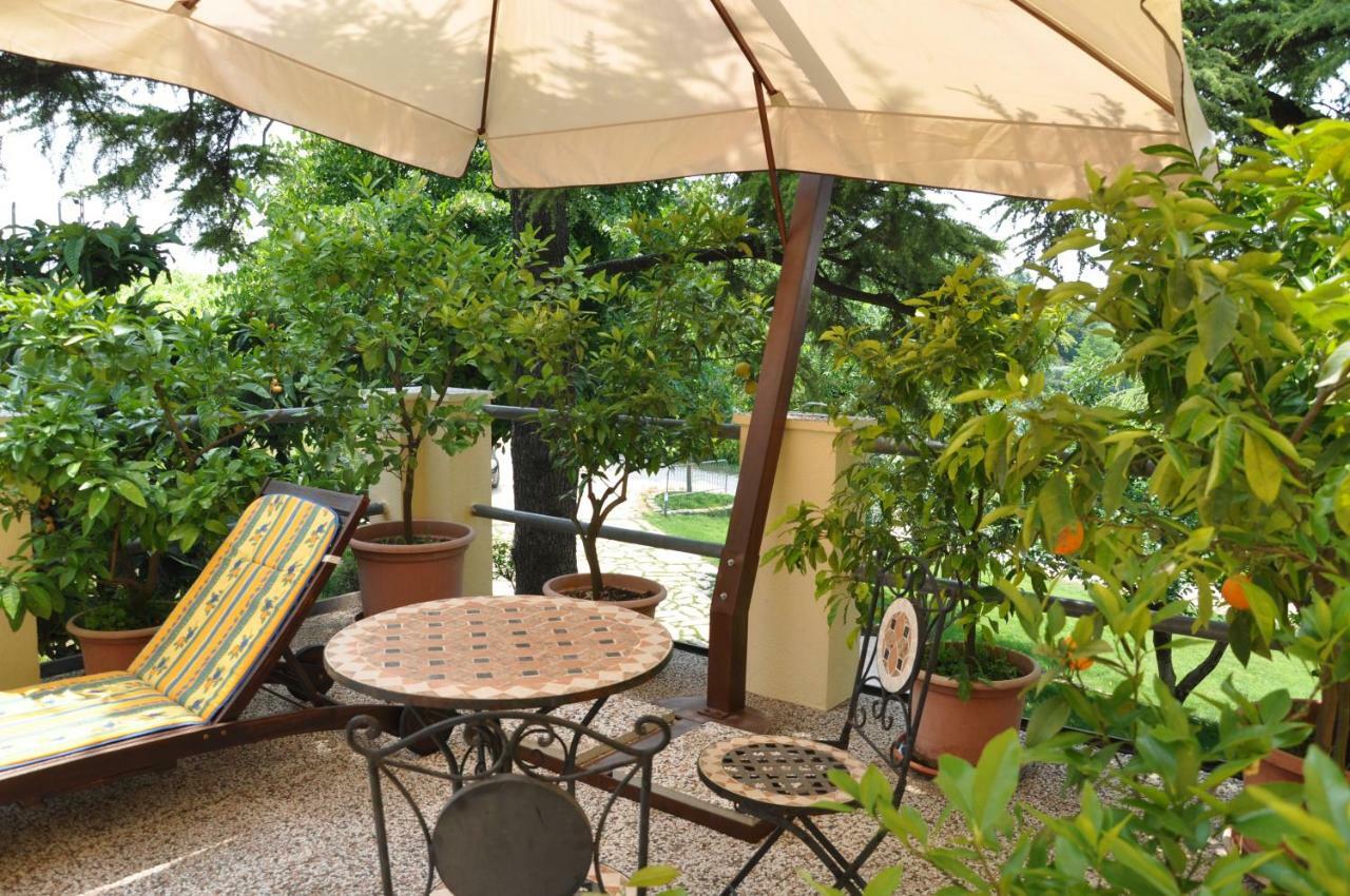 Relais Des Roches Bed & Breakfast Sona Eksteriør bilde