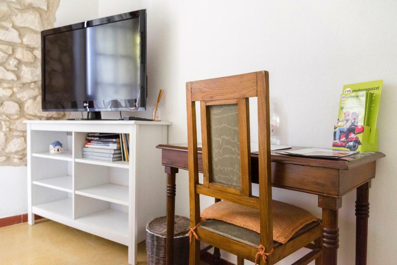 Relais Des Roches Bed & Breakfast Sona Eksteriør bilde