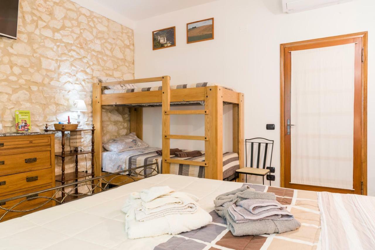 Relais Des Roches Bed & Breakfast Sona Eksteriør bilde
