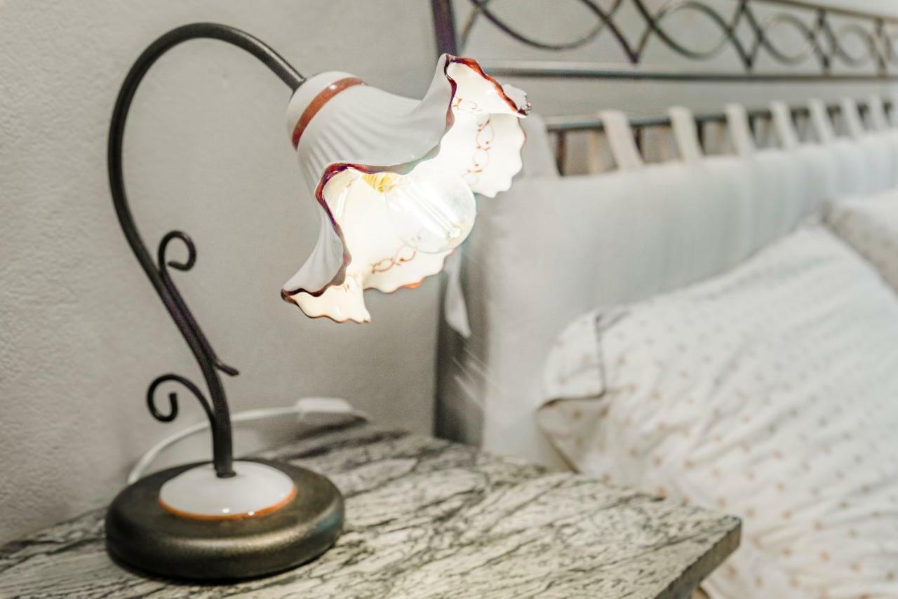 Relais Des Roches Bed & Breakfast Sona Eksteriør bilde